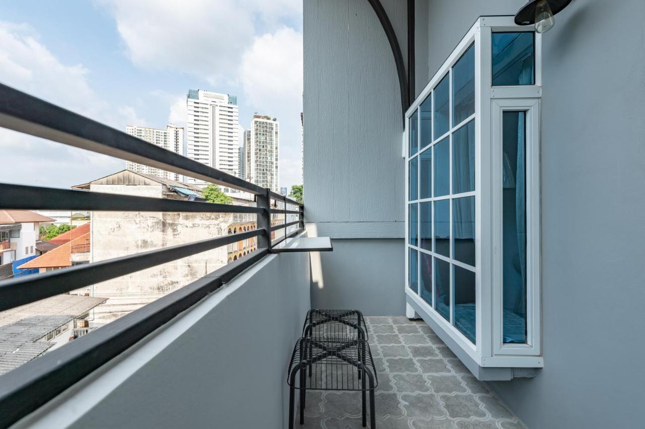 White Ivory Bed And Breakfast Bangkok Exterior foto
